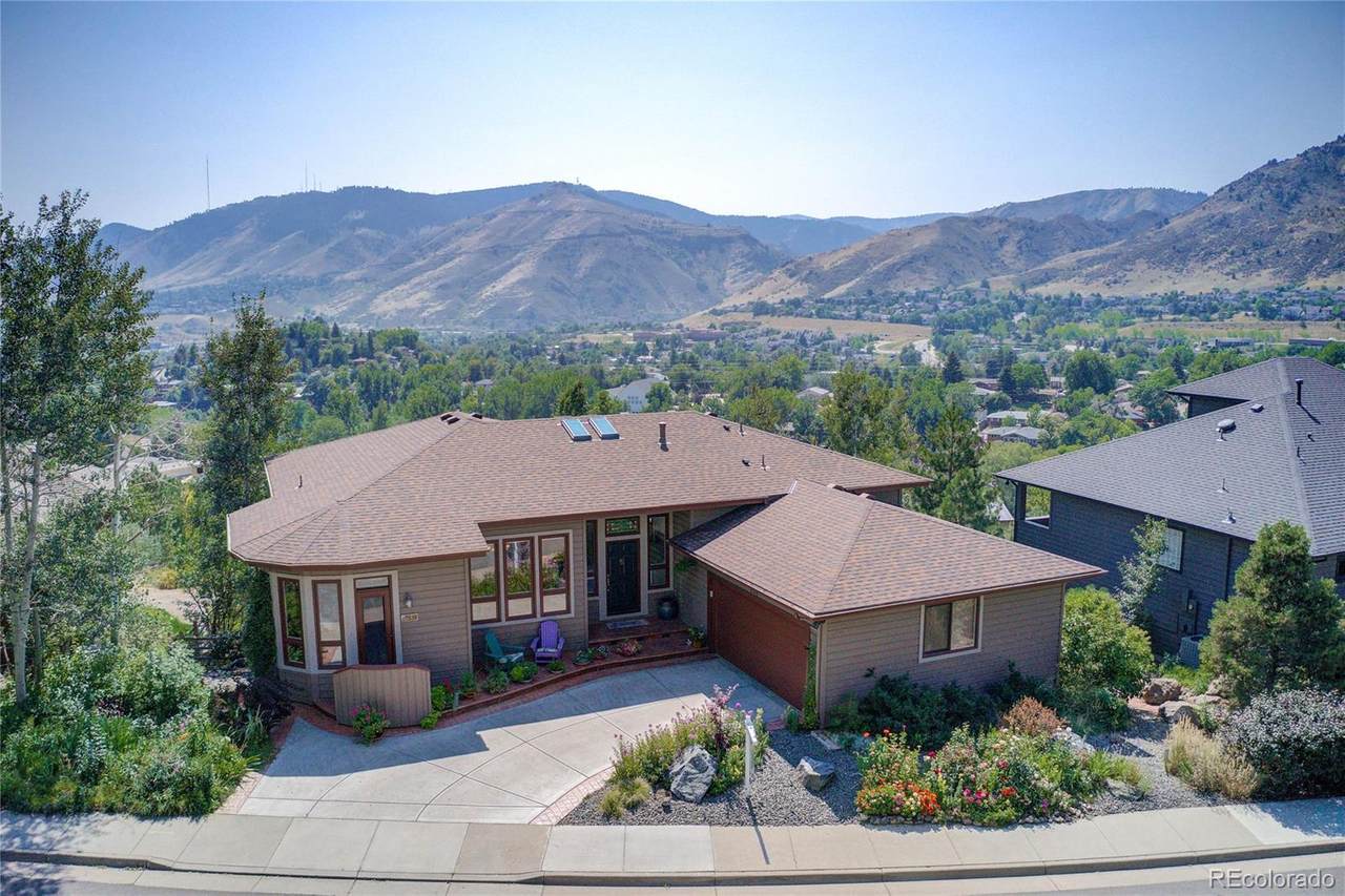 539 Ridge Road - Photo 1