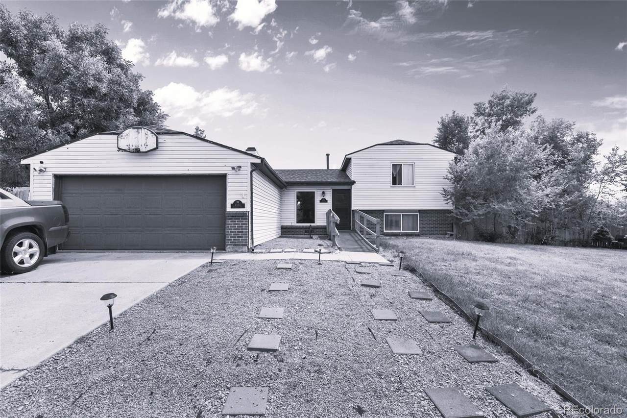 4584 Davenport Way - Photo 1