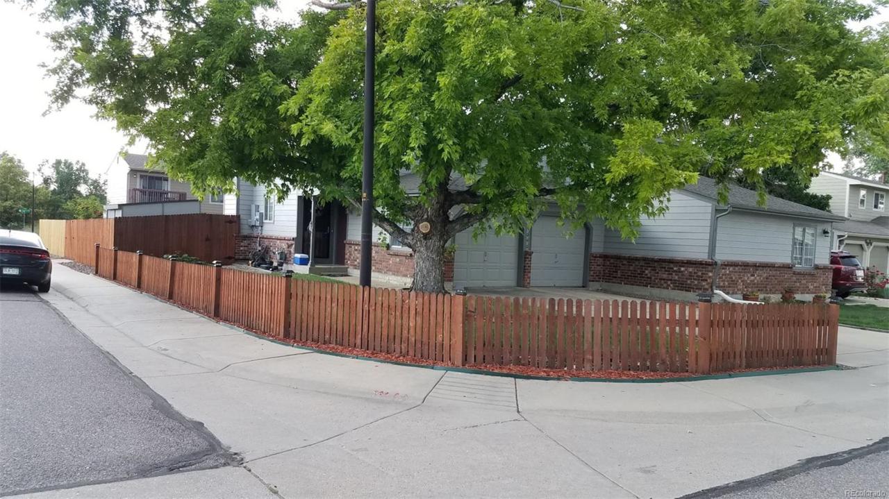 5090 125th Avenue - Photo 1