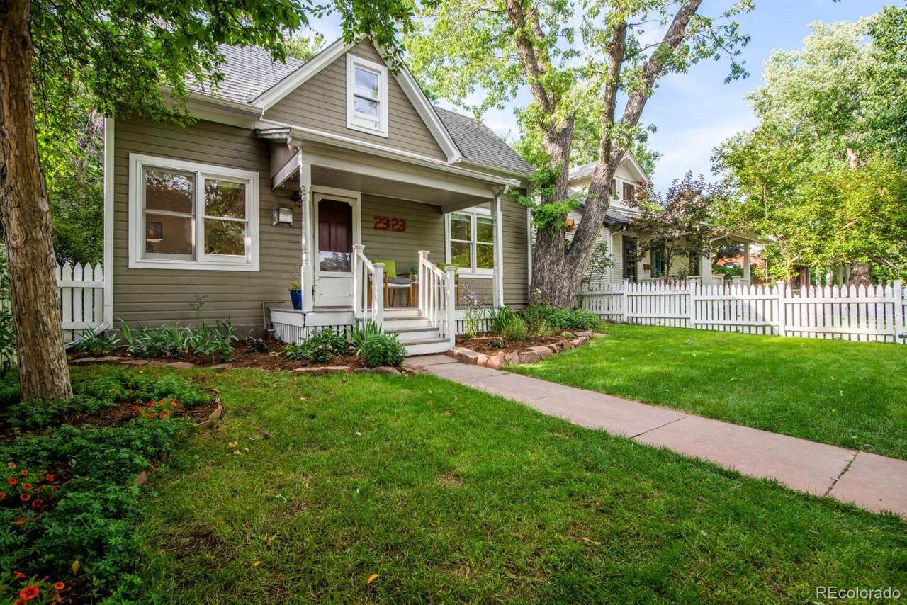 2323 Mapleton Avenue - Photo 1