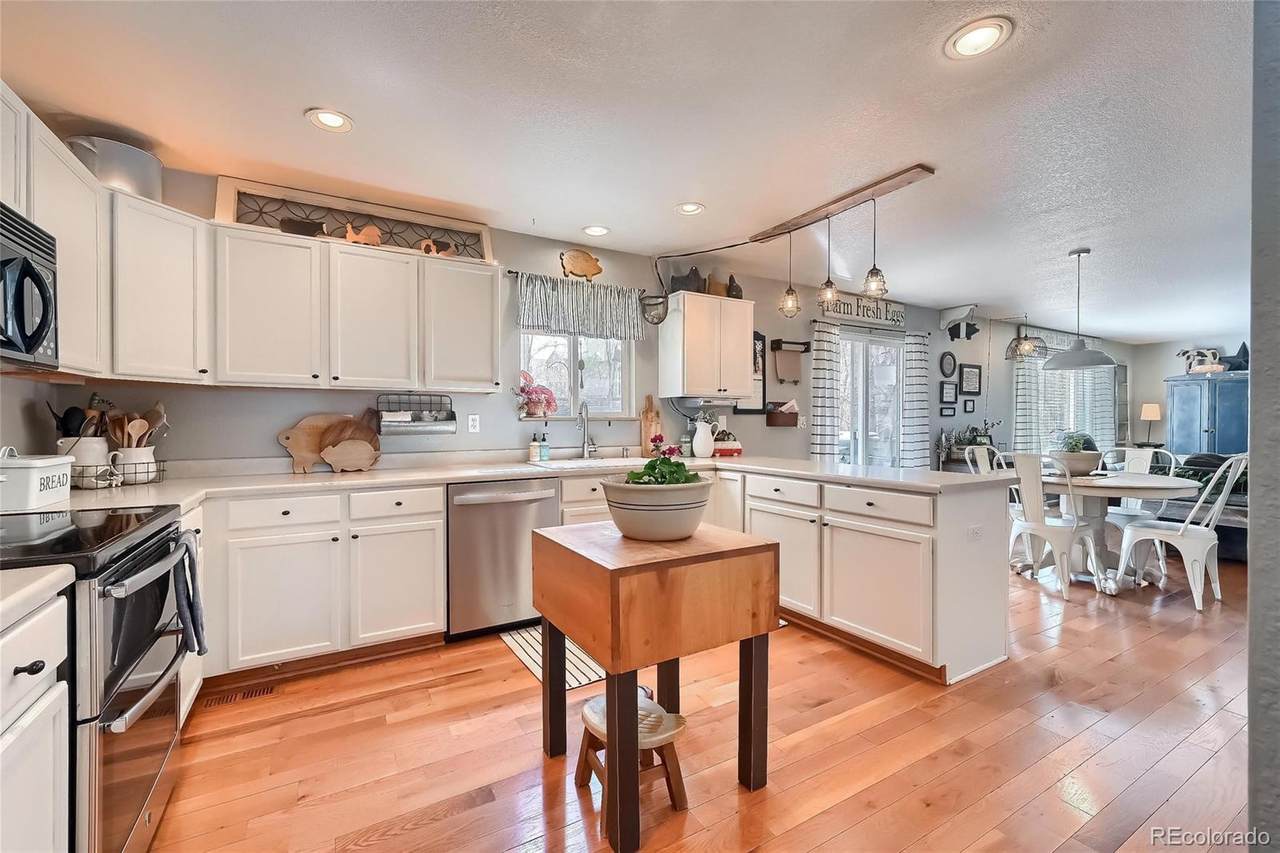 9646 Falcon Court - Photo 1