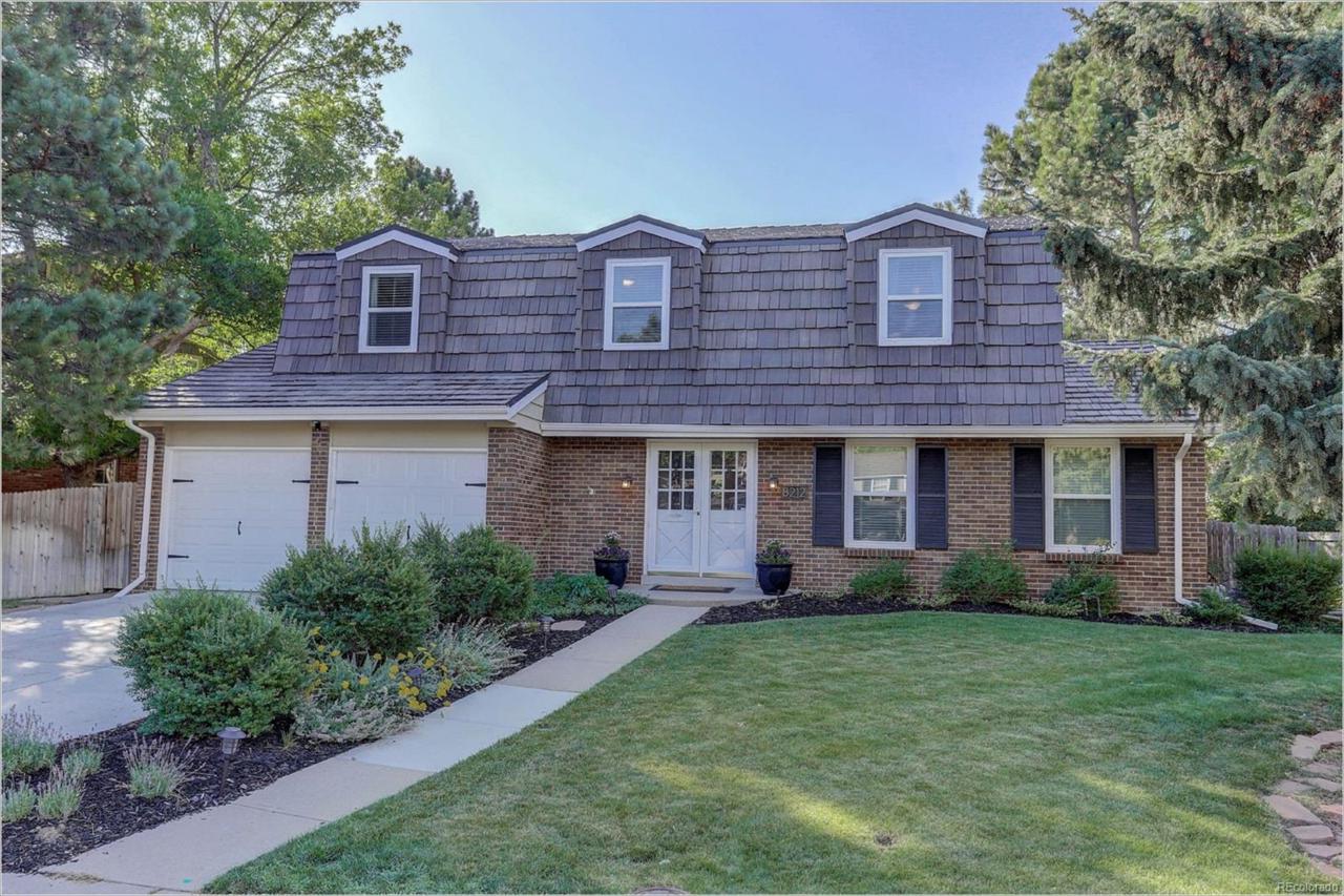 8212 Hunters Hill Drive - Photo 1