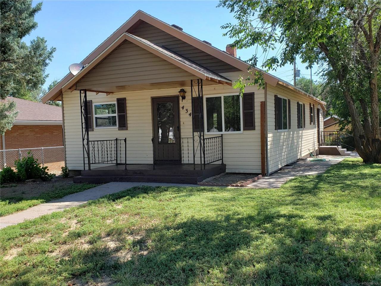 434 F Avenue - Photo 1