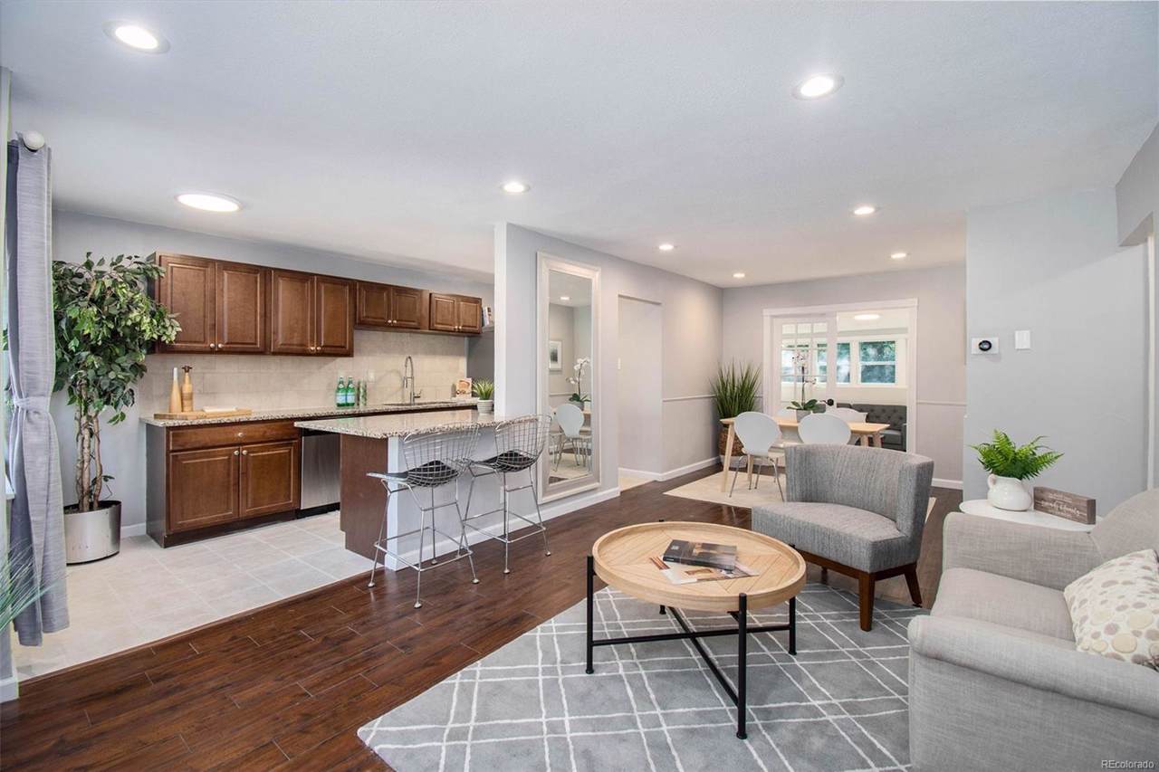 3098 Glencoe Street - Photo 1