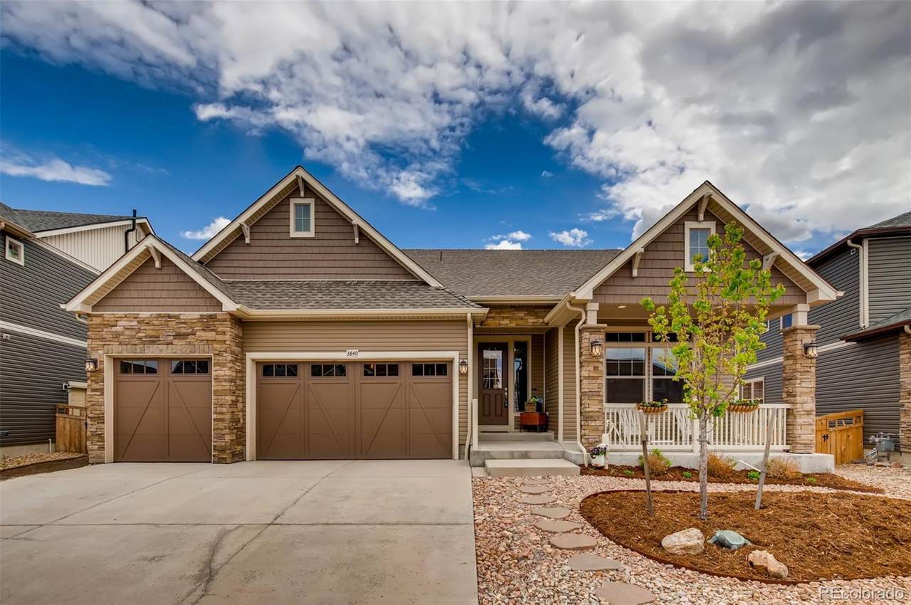 3840 Hourglass Avenue - Photo 1