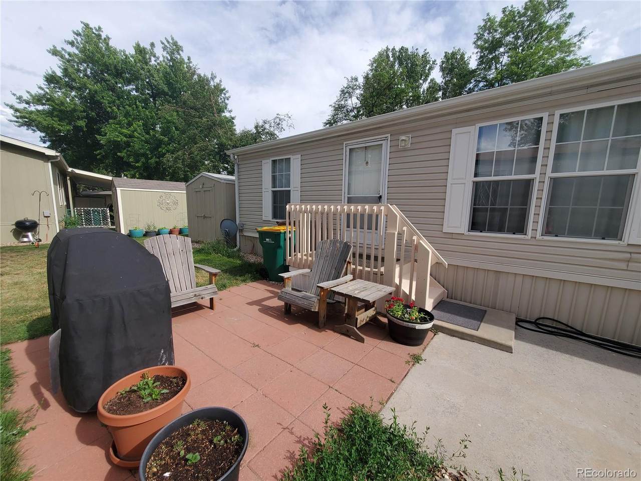 2211 Mulberry. Street - Photo 1