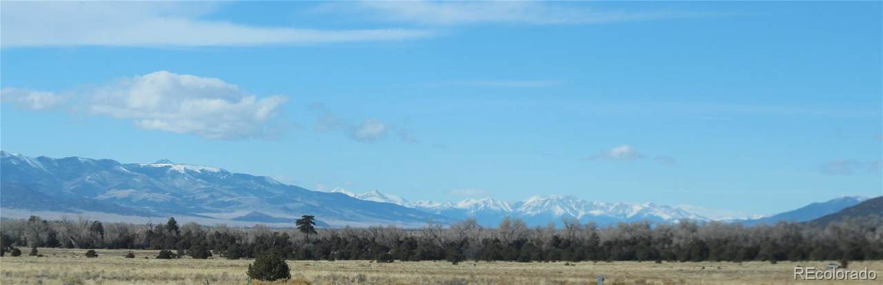 000 Holiday Way - Photo 1