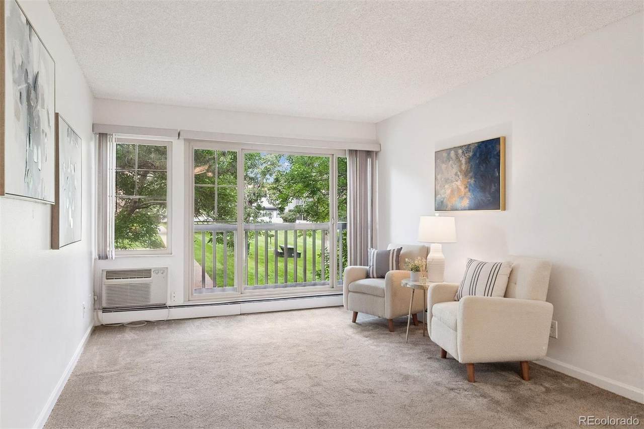 860 Moorhead Circle - Photo 1