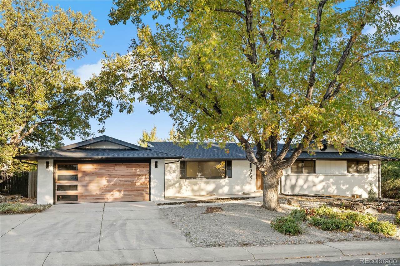 962 Beech Street - Photo 1