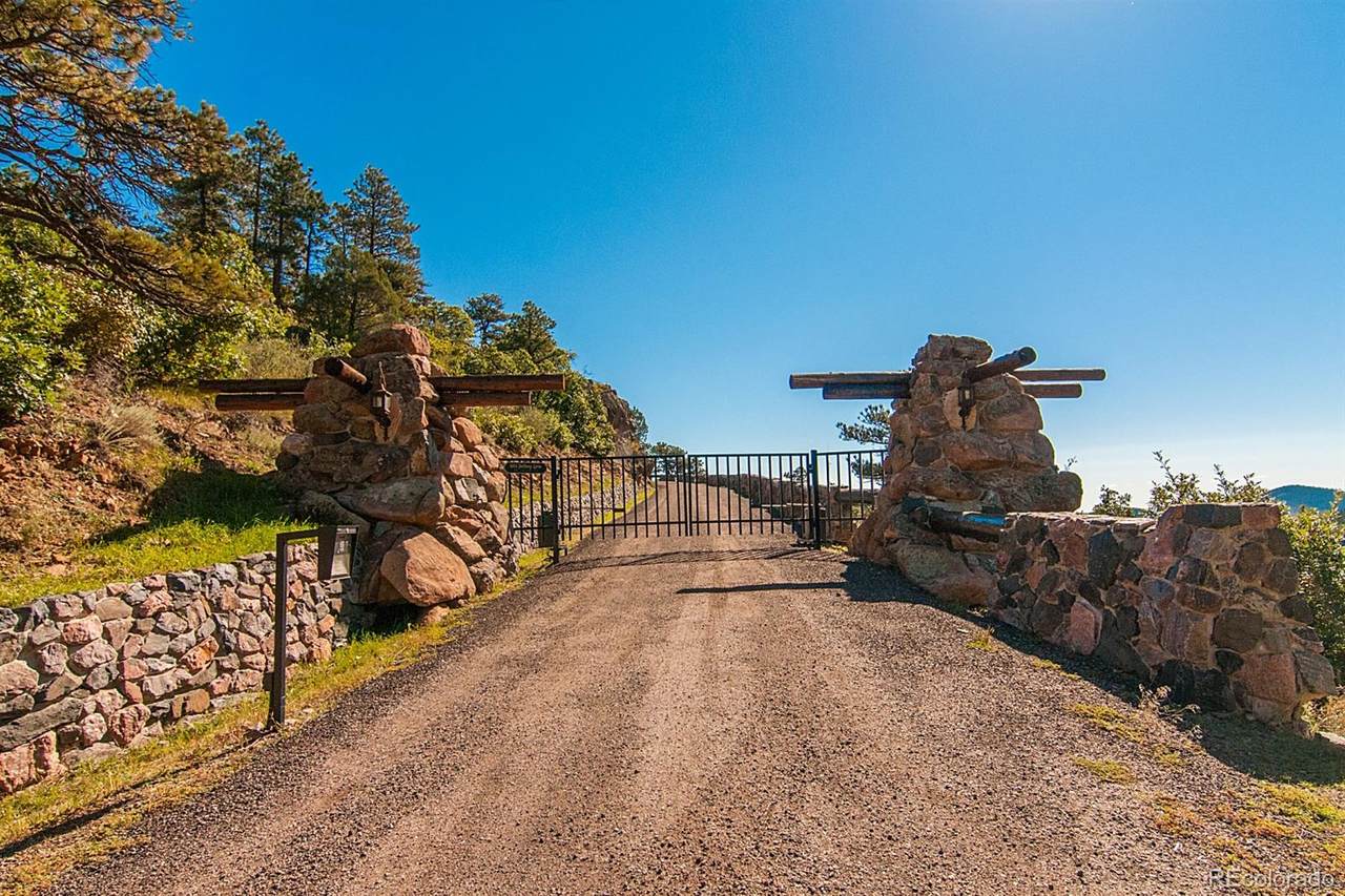 6094 Northway Drive - Photo 1