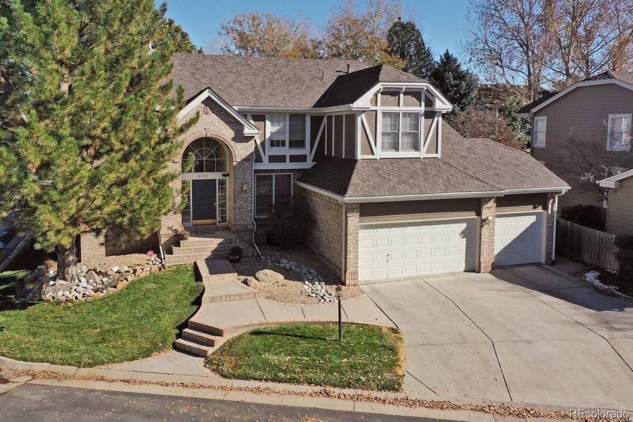 4712 Pinewood Circle - Photo 1