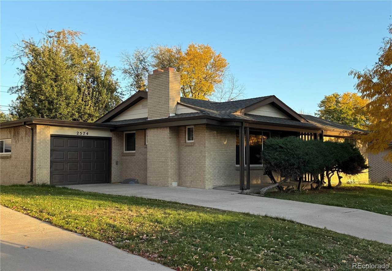 2574 Dexter Street - Photo 1