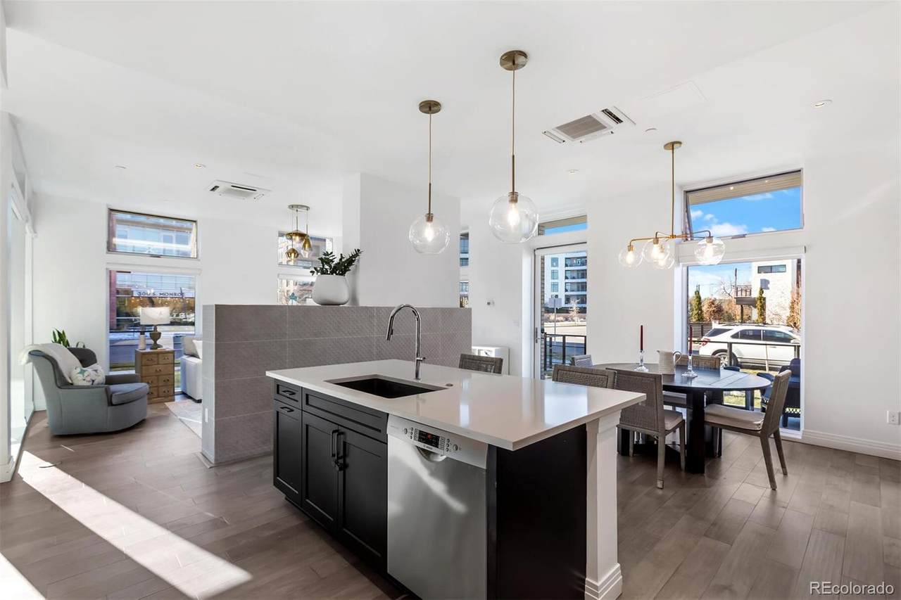 274 Monroe Street - Photo 1