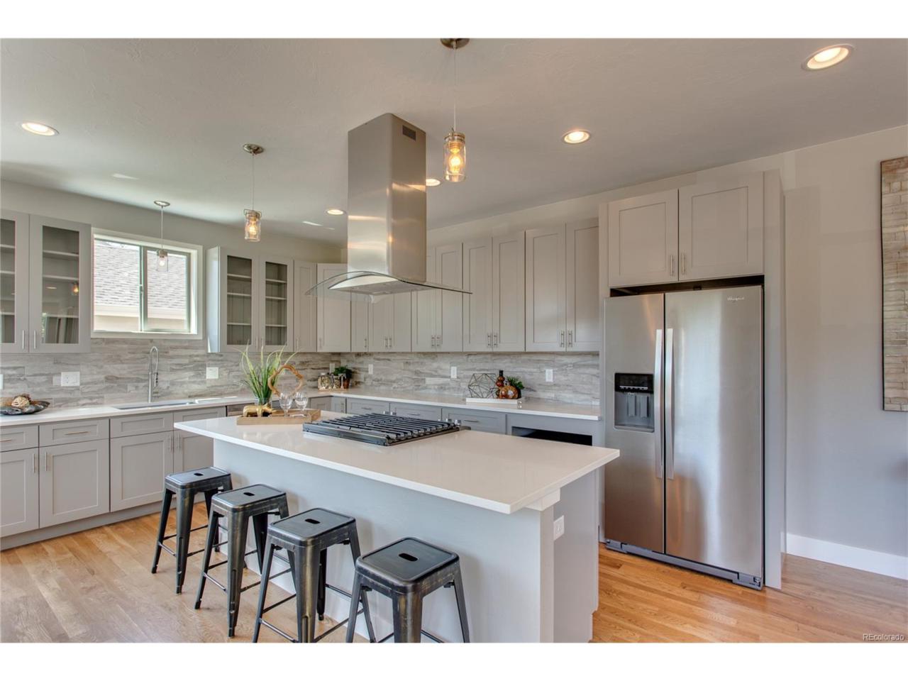 8000 Grandview Avenue - Photo 1