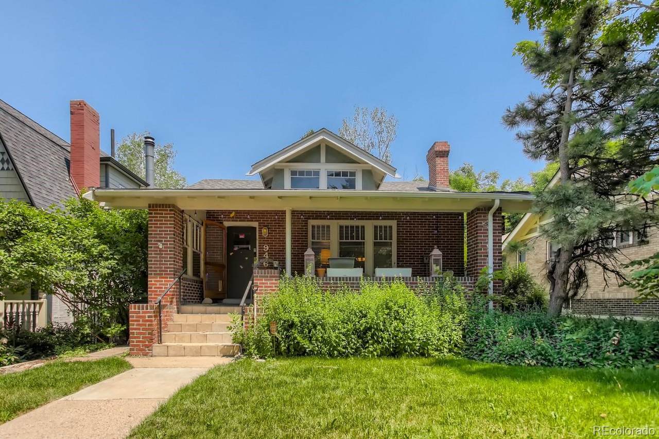 946 Adams Street - Photo 1