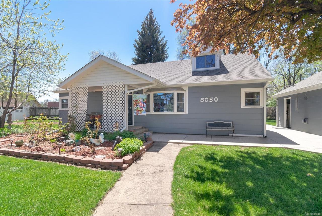 8050 50th Avenue - Photo 1