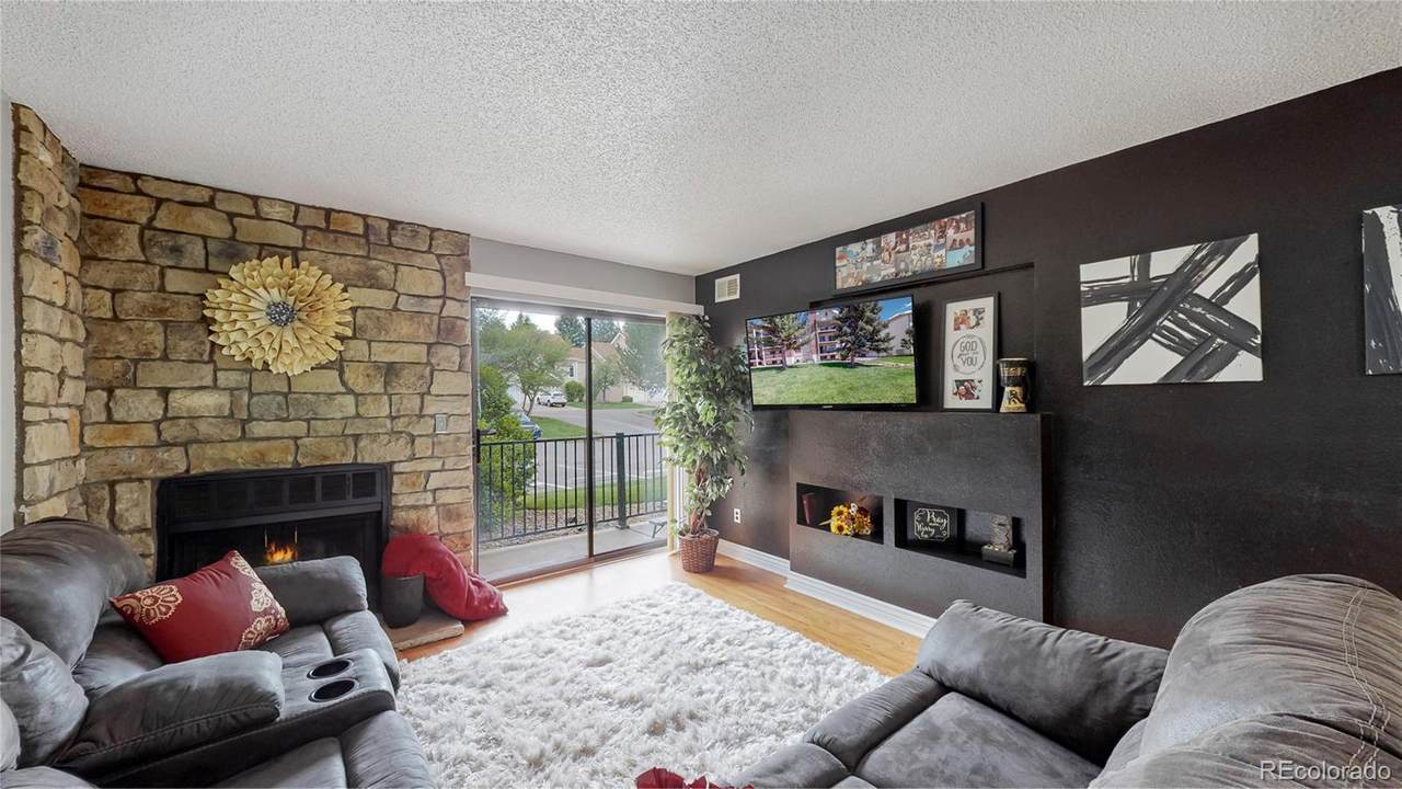 401 Kalispell Way - Photo 1