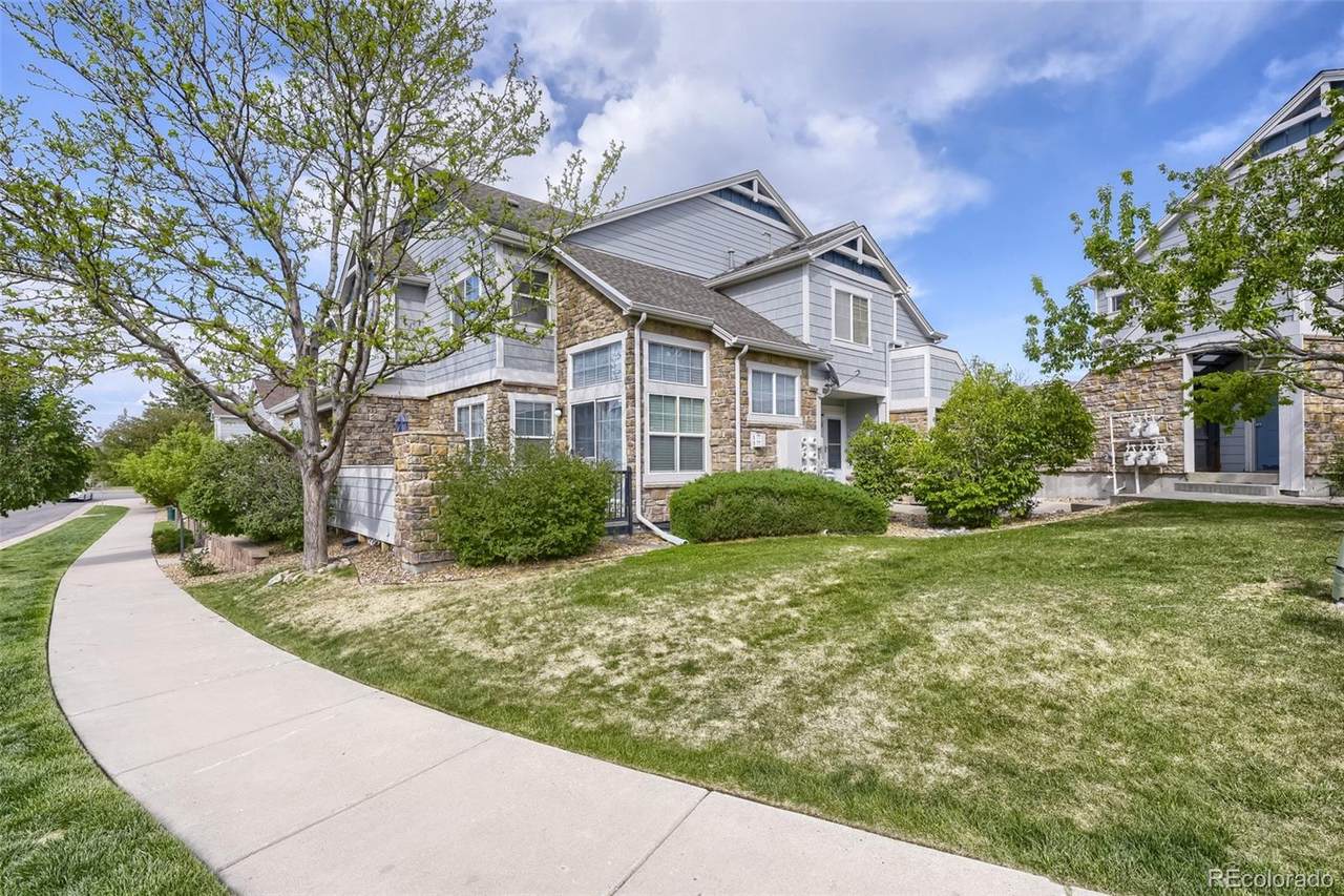 23510 Alamo Place - Photo 1