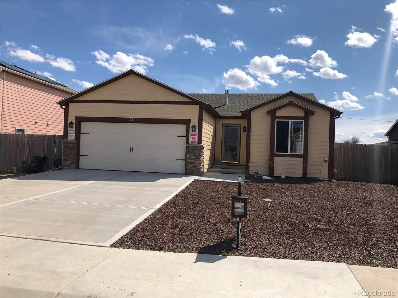 15 Johnson Circle - Photo 1
