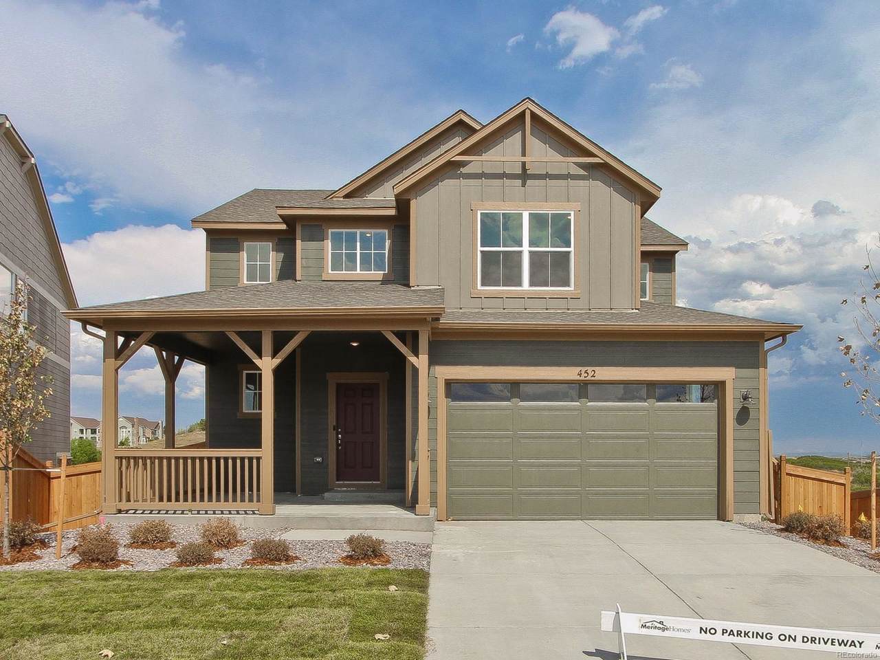 452 Hyde Park Circle - Photo 1