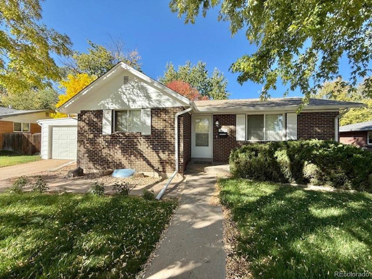 1623 Cody Street - Photo 1