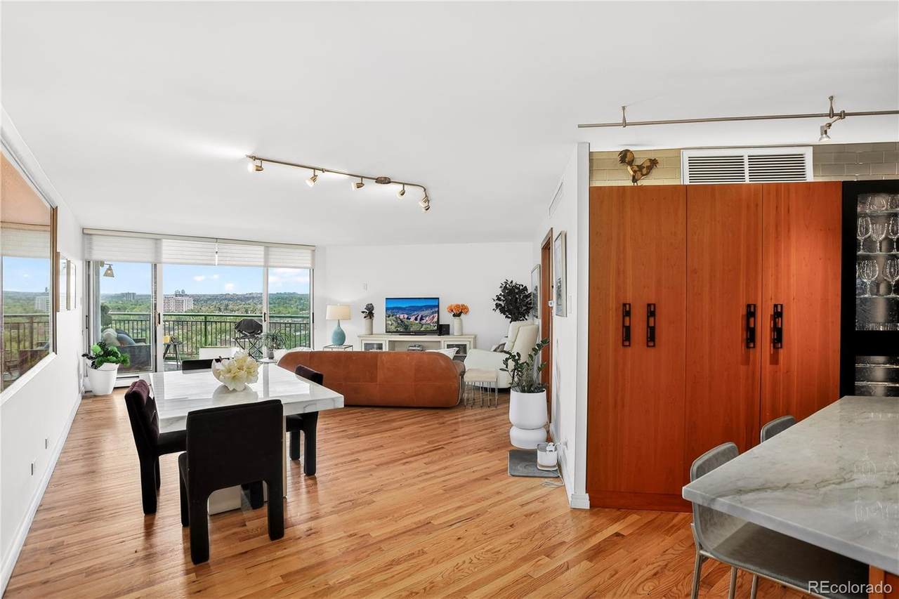 550 12th Avenue - Photo 1