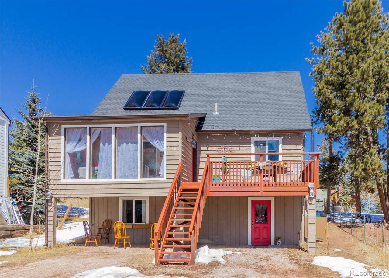 918 Lorraine Avenue - Photo 1