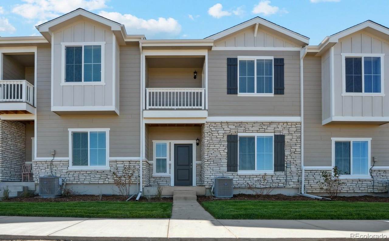 922 Montbello Avenue - Photo 1