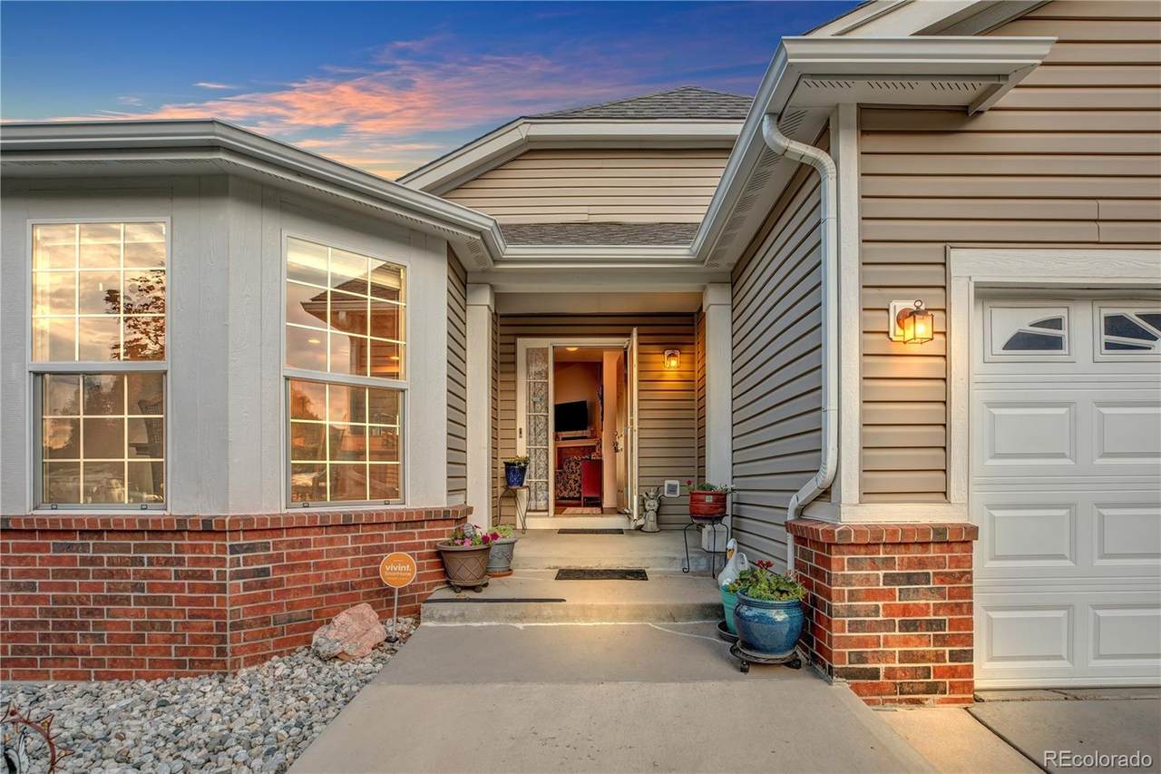 286 Homestead Way - Photo 1