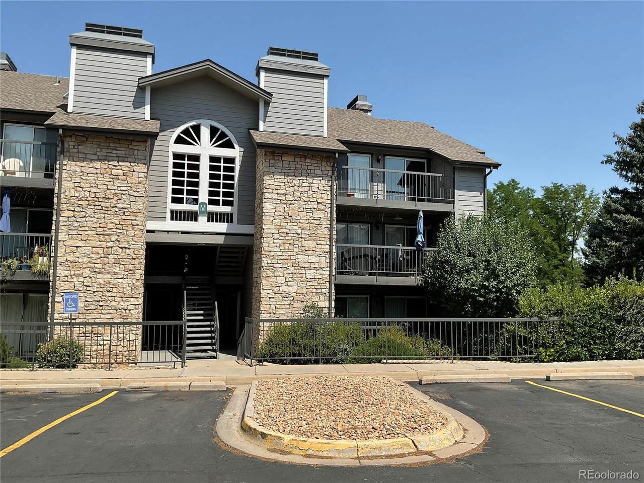2575 Syracuse Way - Photo 1