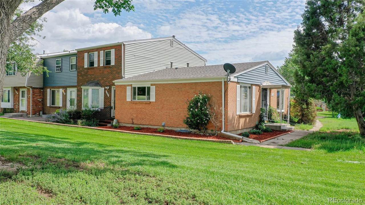 1180 Cree Drive - Photo 1
