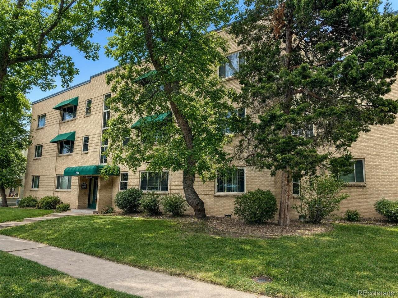 2100 Franklin Street - Photo 1