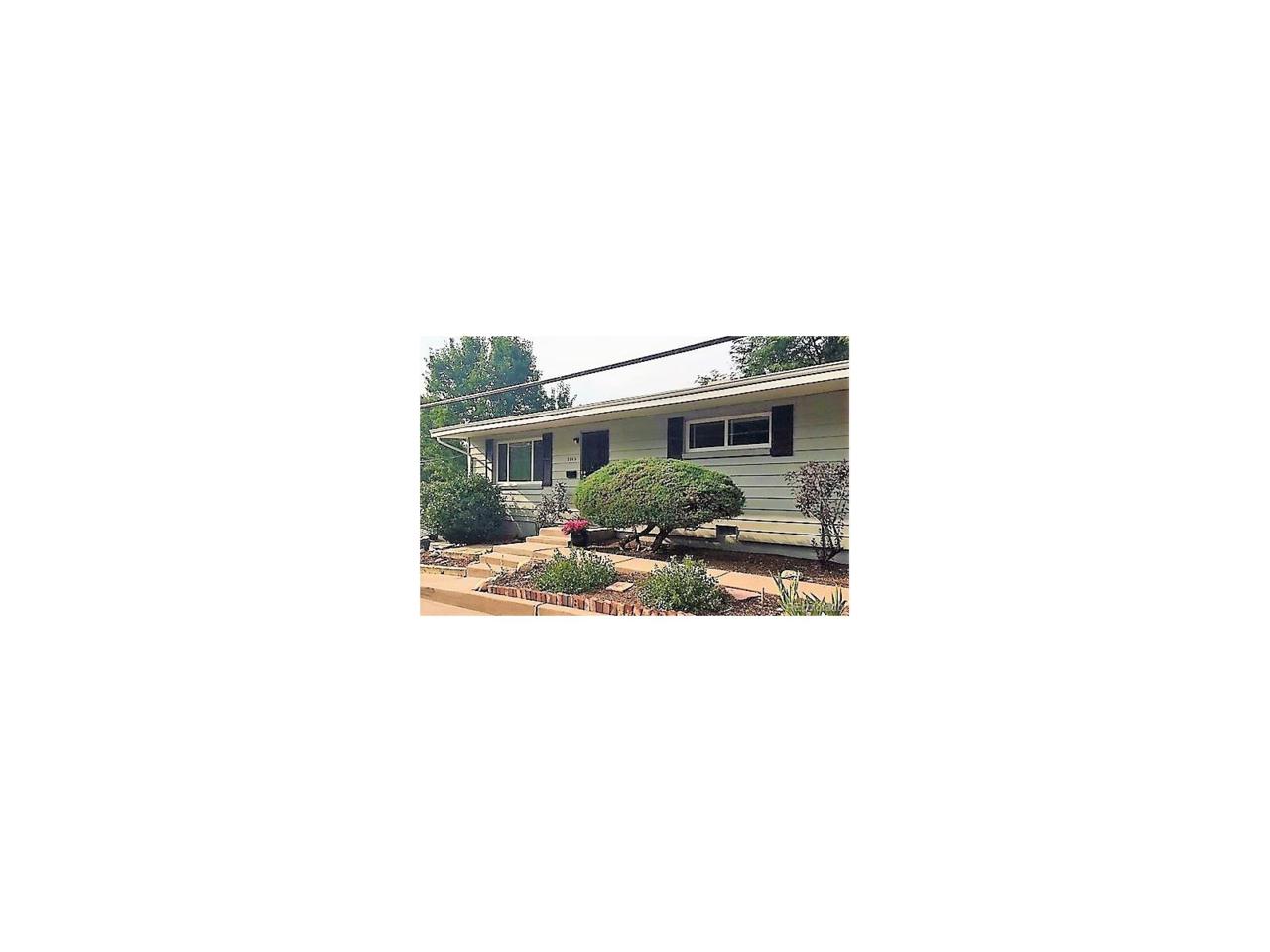 1565 Harvard Avenue - Photo 1