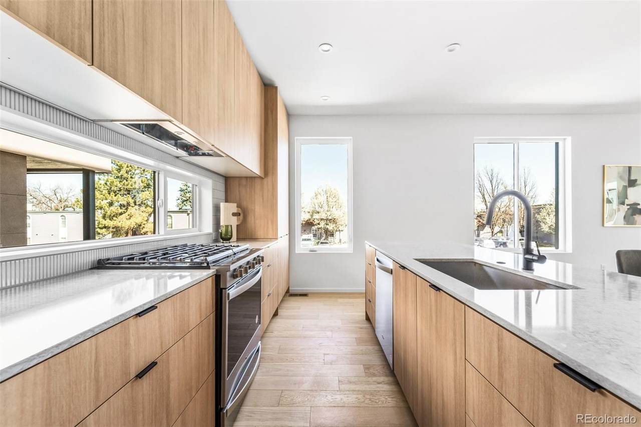 5084 Donald Avenue - Photo 1