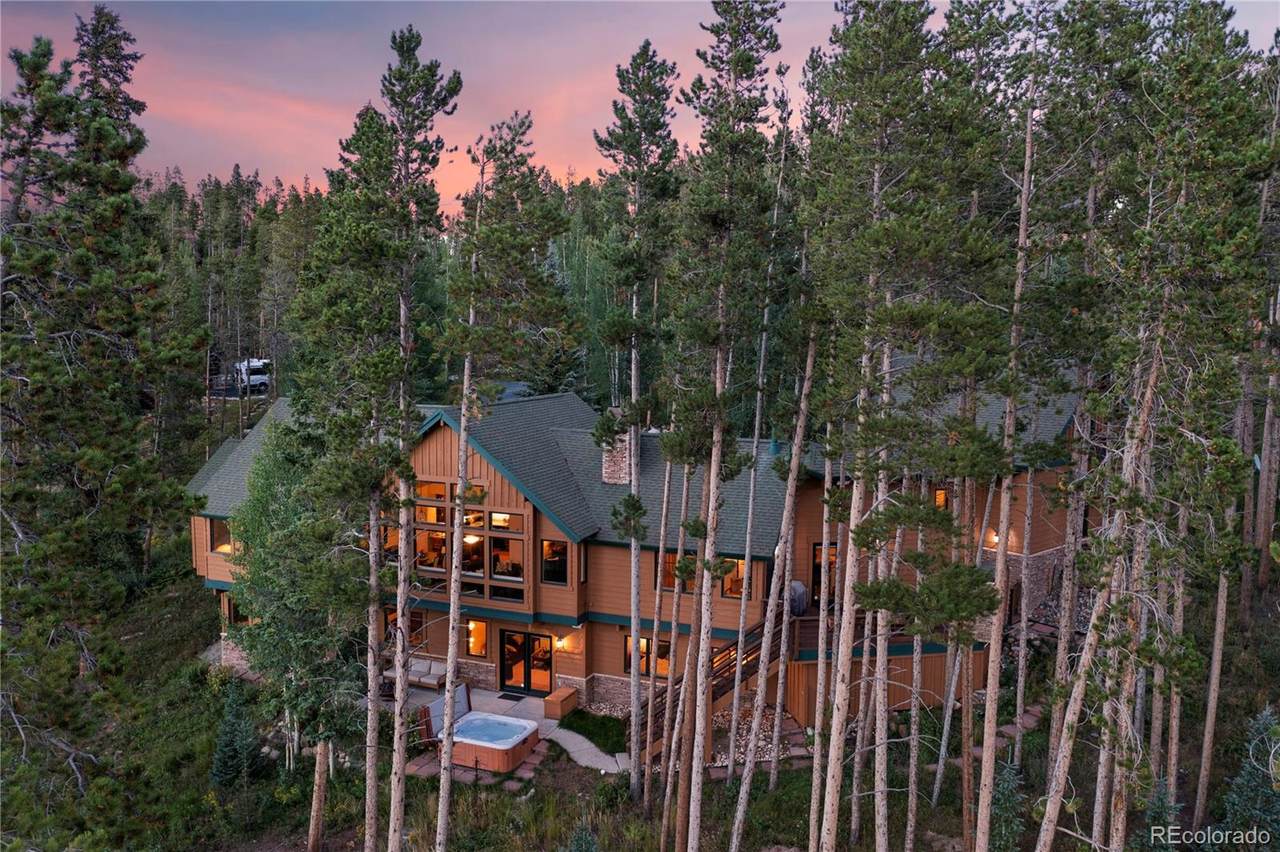 699 Highlands Drive - Photo 1