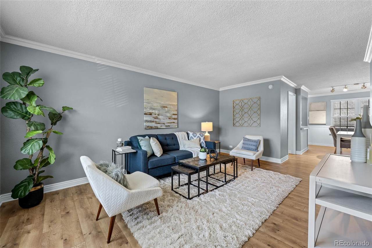 2301 Fremont Avenue - Photo 1