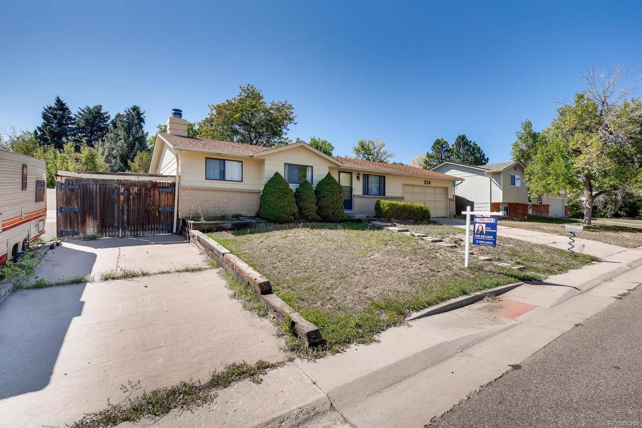 254 Olympus Circle - Photo 1