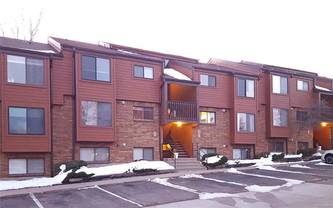 433 Wright Street - Photo 1