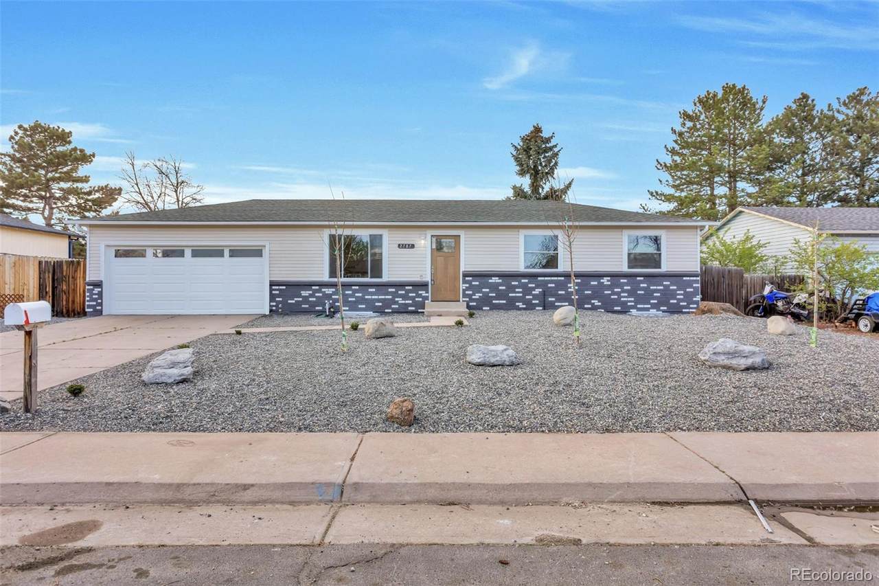 2787 Helena Way - Photo 1