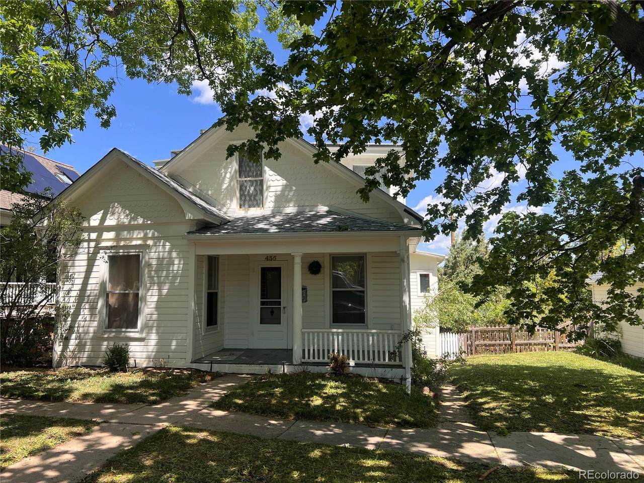 435 Concord Avenue - Photo 1