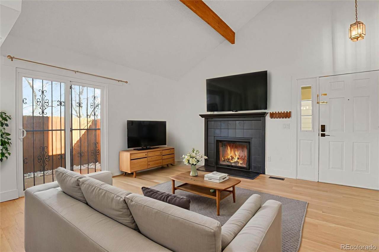 10806 Evans Avenue - Photo 1