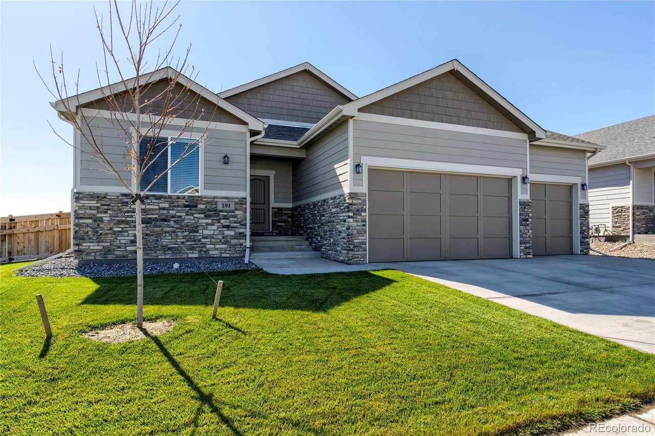 291 Saskatoon Drive - Photo 1