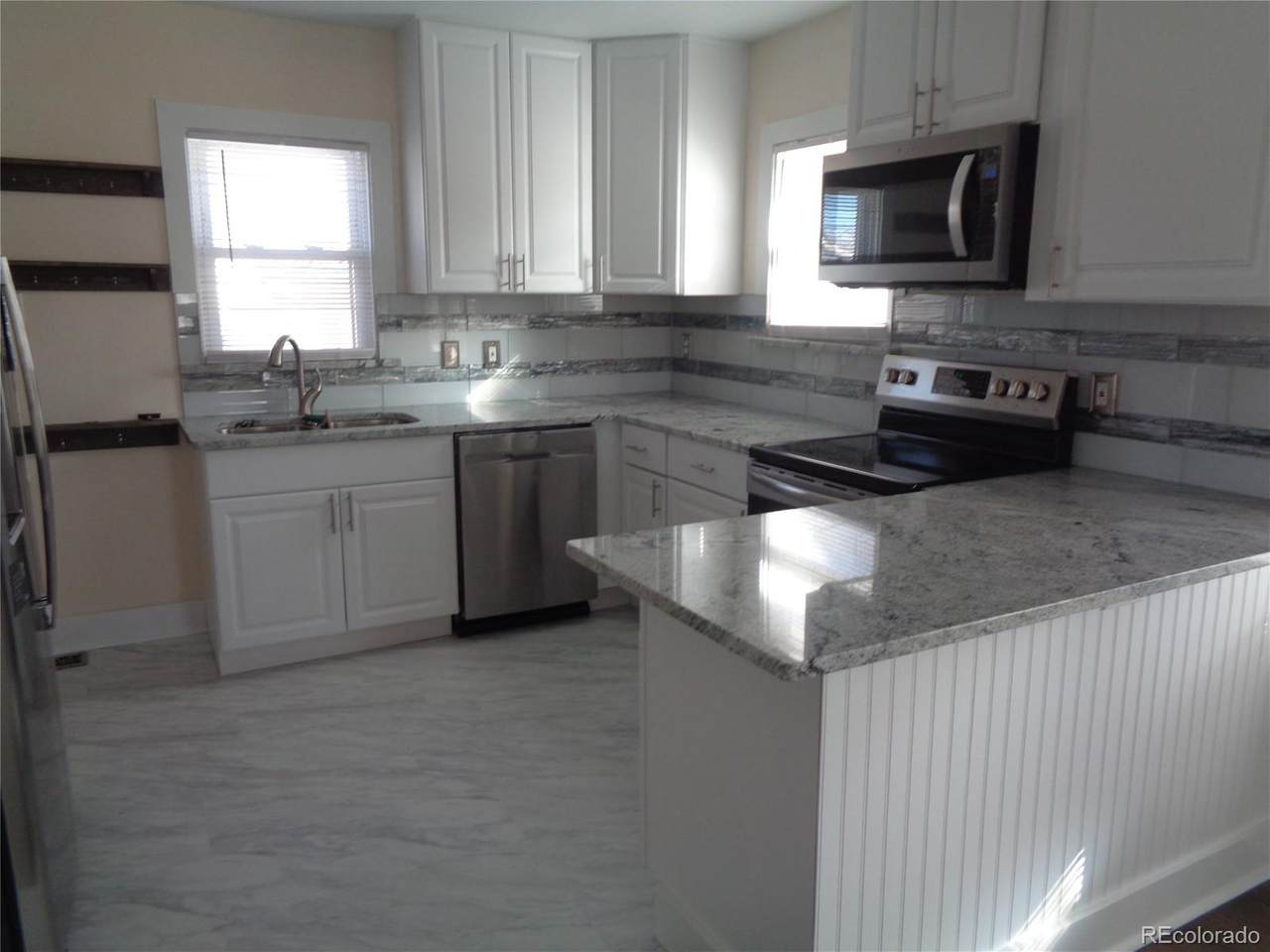 140 7th Avenue - Photo 1