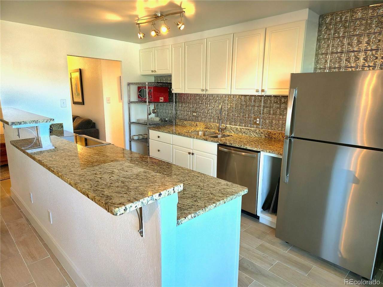 2880 Locust Street - Photo 1