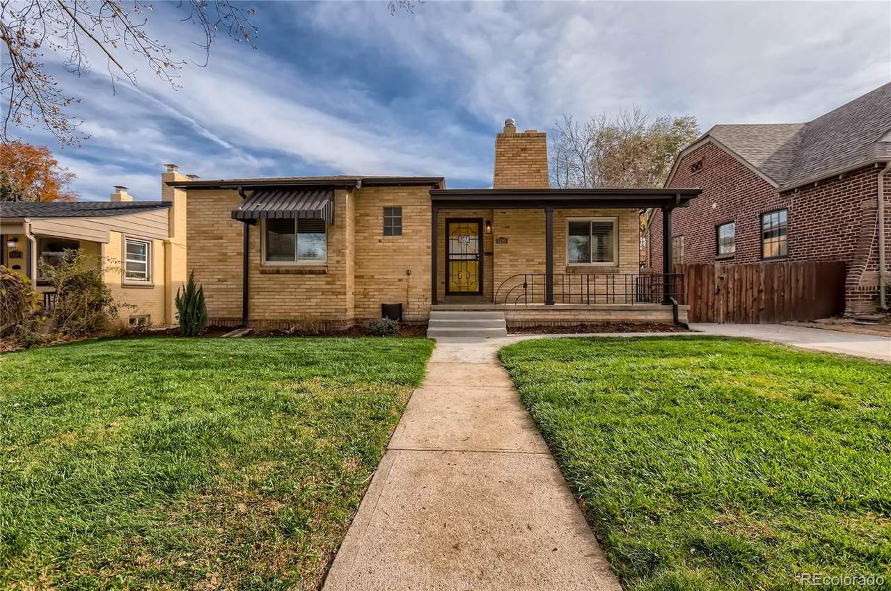 1320 Hudson Street - Photo 1
