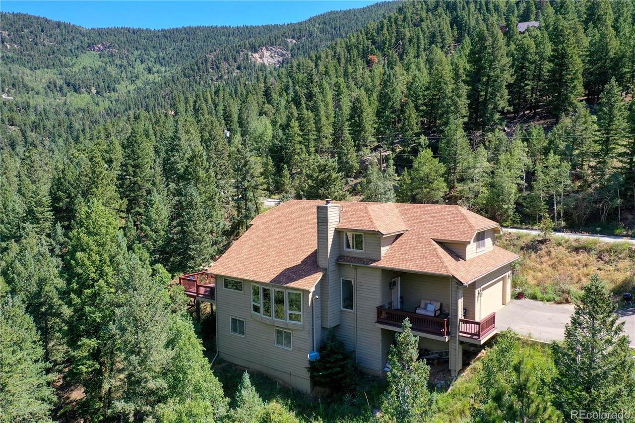 718 Aspen Place - Photo 1