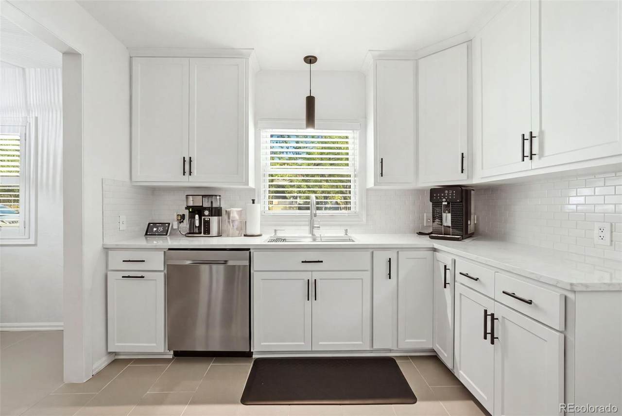 4247 Grant Street - Photo 1