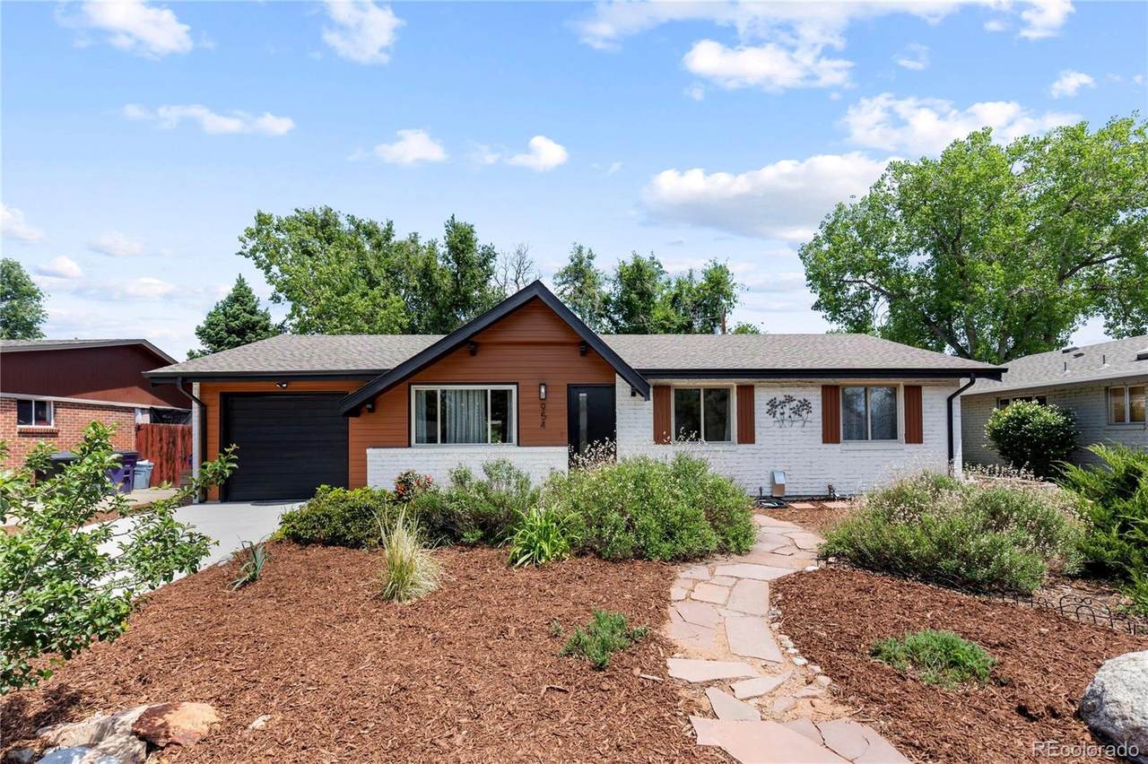 954 Ivy Street - Photo 1