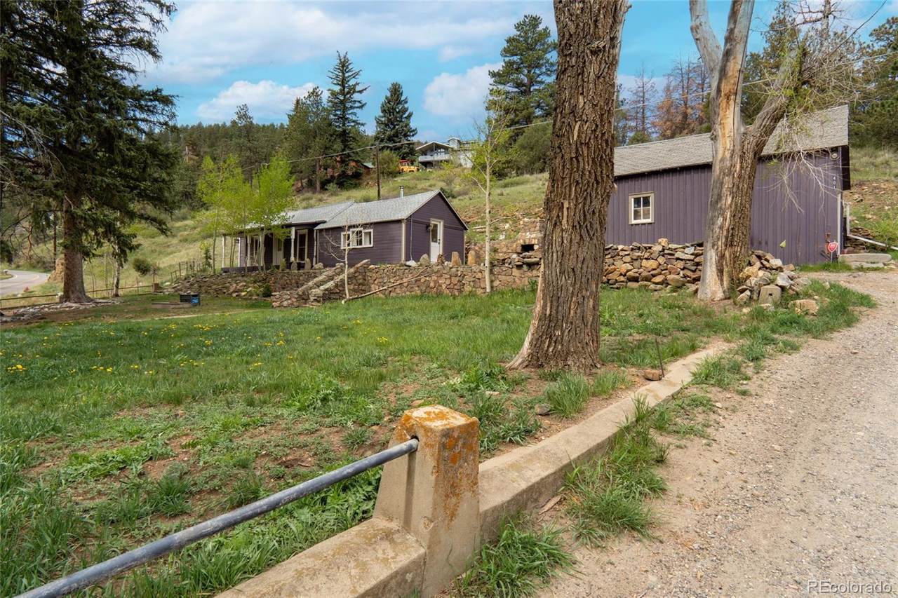 401 Soda Creek Road - Photo 1
