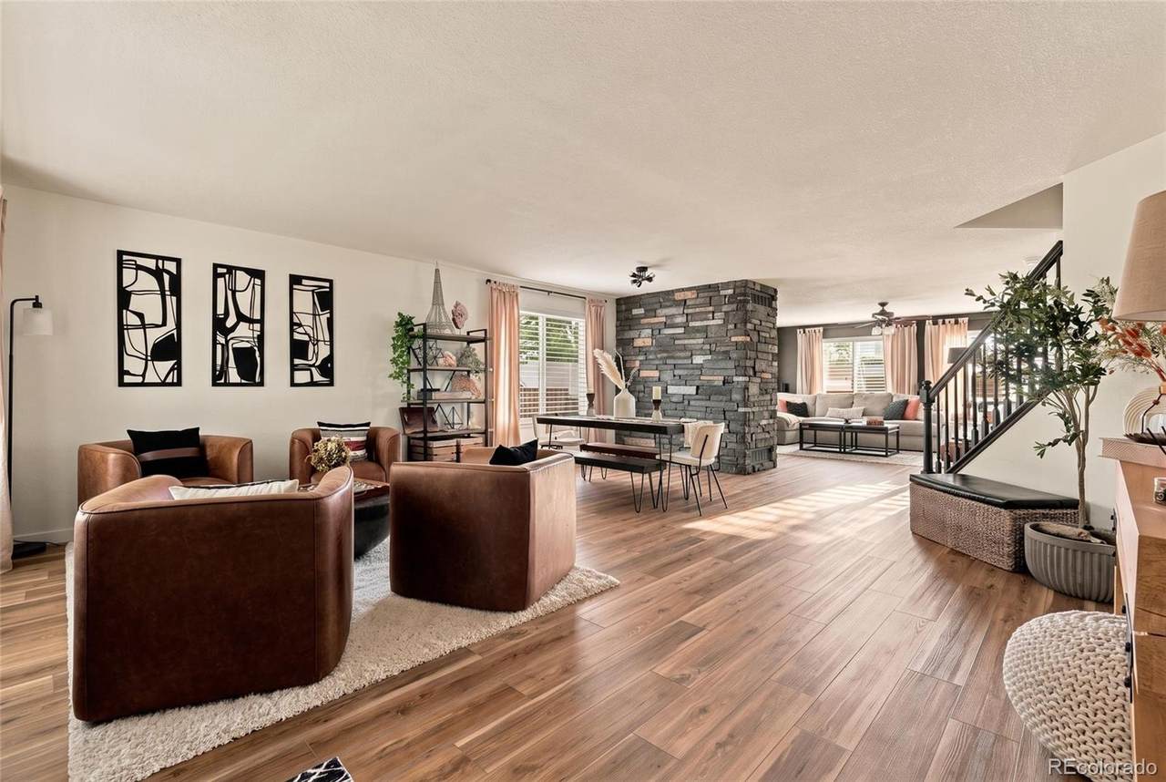 19338 Dickenson Place - Photo 1